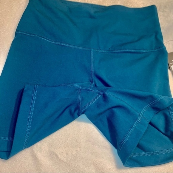 NWT Yogalicious Lux Shorts XS Dark Teal Spandex 5” Inseam Athletic Shorts New - Picture 7 of 13